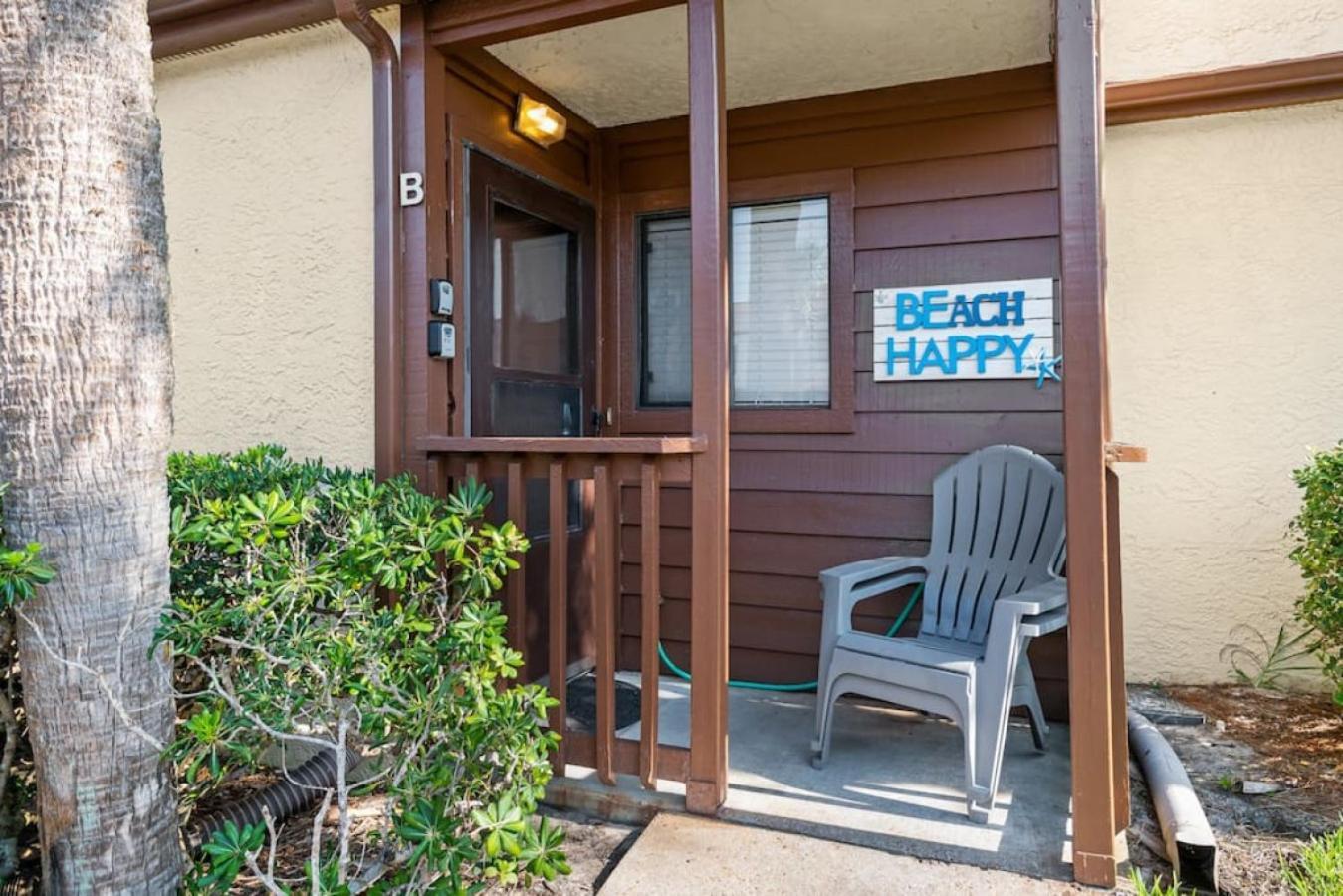 Experience Starlit Nights From Beach Happy'S Balcony Overlooking The Community Pool At Beachwalk Villa Panama City Beach Exterior photo