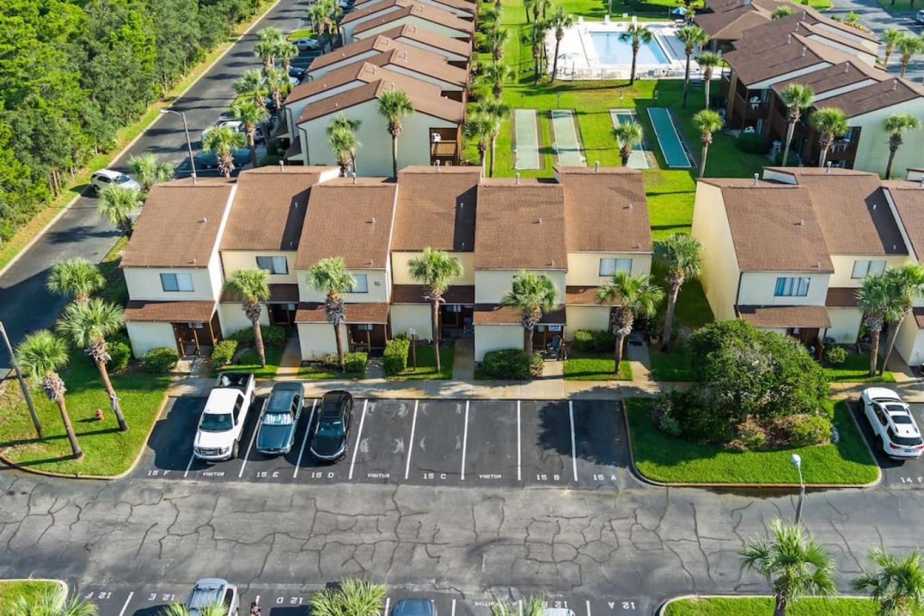 Experience Starlit Nights From Beach Happy'S Balcony Overlooking The Community Pool At Beachwalk Villa Panama City Beach Exterior photo